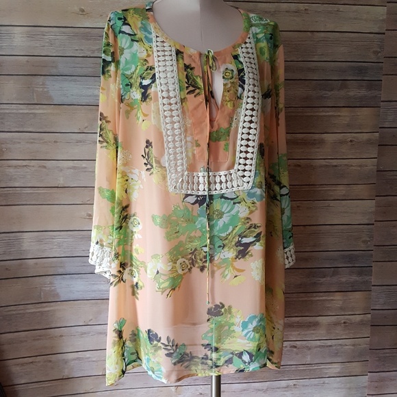 Daniel Rainn Tops - 3x Daniel Rainn floral tunic top boho chic